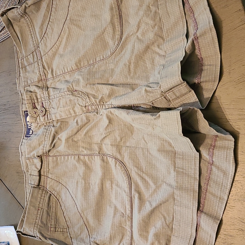 The North Face shorts
